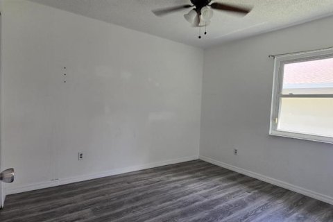 Casa en alquiler en Orlando, Florida, 3 dormitorios, 156.45 m2 № 2421629 - foto 13