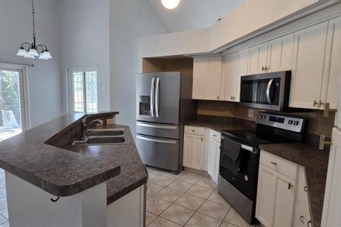Casa en alquiler en Orlando, Florida, 3 dormitorios, 156.45 m2 № 2421629 - foto 5