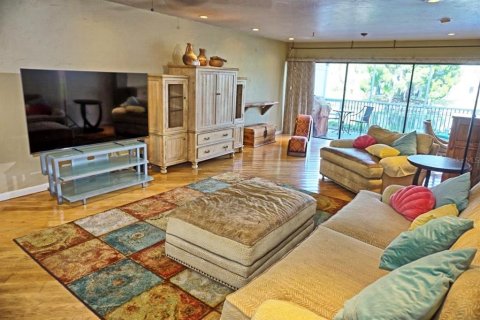 Condo in Lutz, Florida, 2 bedrooms  № 2204860 - photo 9