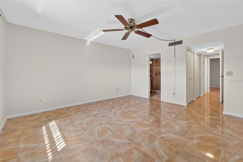 Condominio en venta en Brandon, Florida, 2 dormitorios, 101.26 m2 № 1913417 - foto 20