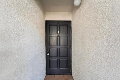 Condominio en venta en Brandon, Florida, 2 dormitorios, 101.26 m2 № 1913417 - foto 5