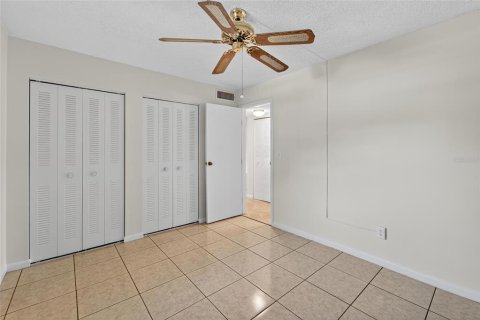 Condominio en venta en Brandon, Florida, 2 dormitorios, 101.26 m2 № 1913417 - foto 28