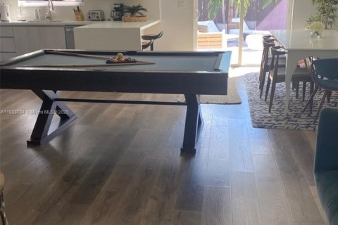 Villa ou maison à vendre à Miami, Floride: 4 chambres, 157.93 m2 № 1955071 - photo 6