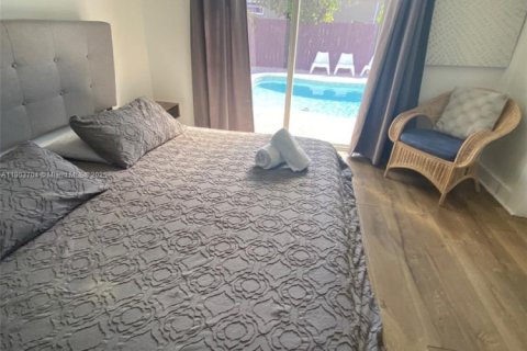 Villa ou maison à vendre à Miami, Floride: 4 chambres, 157.93 m2 № 1955071 - photo 5