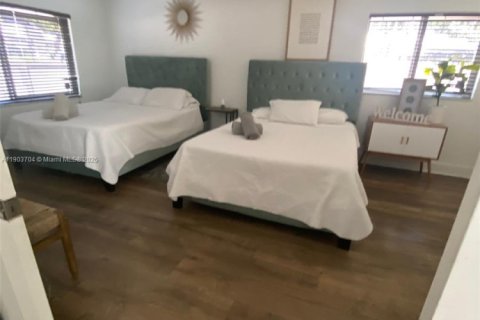 Villa ou maison à vendre à Miami, Floride: 4 chambres, 157.93 m2 № 1955071 - photo 8