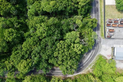 Commercial property in St. Lucie, Florida № 2176960 - photo 3