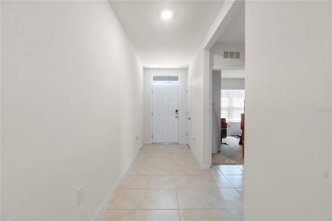 Villa ou maison à vendre à Leesburg, Floride: 4 chambres, 171.5 m2 № 2139632 - photo 4