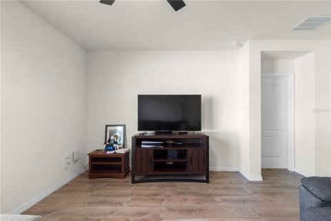 Villa ou maison à vendre à Leesburg, Floride: 4 chambres, 171.5 m2 № 2139632 - photo 20