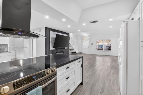 Touwnhouse à louer à Cooper City, Floride: 4 chambres, 183.48 m2 № 2020099 - photo 8