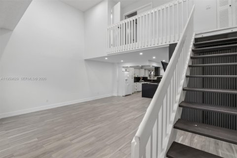 Touwnhouse à louer à Cooper City, Floride: 4 chambres, 183.48 m2 № 2020099 - photo 21