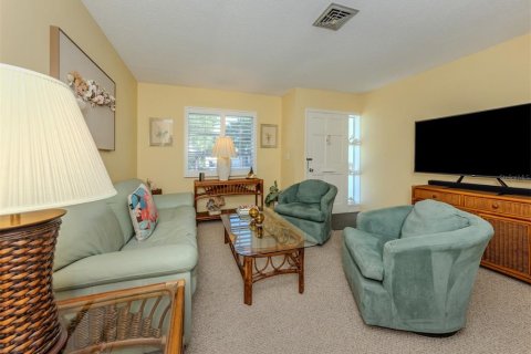 Condo in Venice, Florida, 2 bedrooms  № 1810415 - photo 4