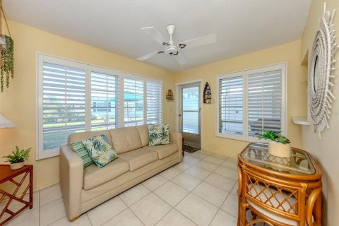 Condo in Venice, Florida, 2 bedrooms  № 1810415 - photo 14