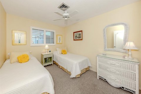 Condo in Venice, Florida, 2 bedrooms  № 1810415 - photo 12