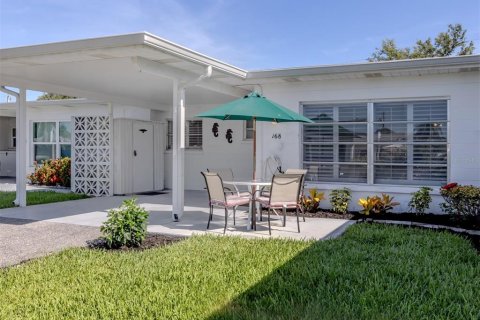 Condo in Venice, Florida, 2 bedrooms  № 1810415 - photo 17