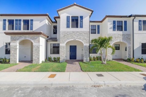 Adosado en venta en Homestead, Florida, 3 dormitorios, 129.41 m2 № 1891556 - foto 2