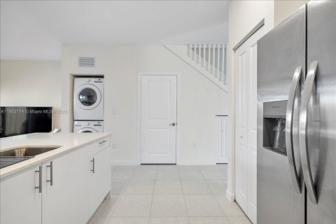 Adosado en venta en Homestead, Florida, 3 dormitorios, 129.41 m2 № 1891556 - foto 9