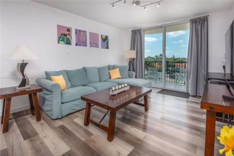 Снять в аренду кондоминиум в Серфсайд, Флорида 1 спальня, 77.11м2, № 2015973 - фото 8