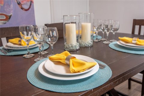 Снять в аренду кондоминиум в Серфсайд, Флорида 1 спальня, 77.11м2, № 2015973 - фото 5