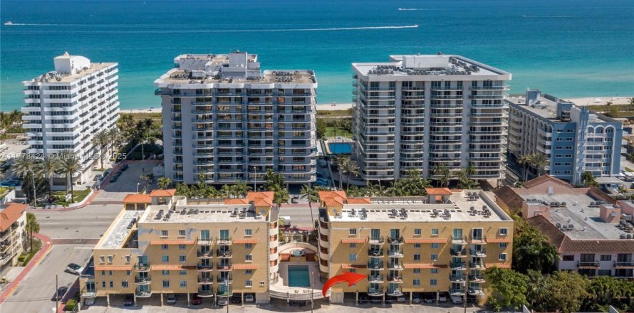 Кондоминиум с 1 спальней в Серфсайд, Флорида № 2015973