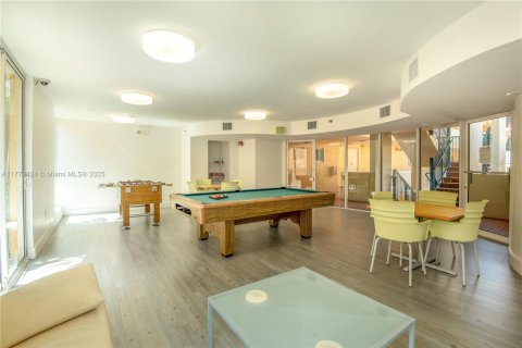 Снять в аренду кондоминиум в Серфсайд, Флорида 1 спальня, 77.11м2, № 2015973 - фото 20