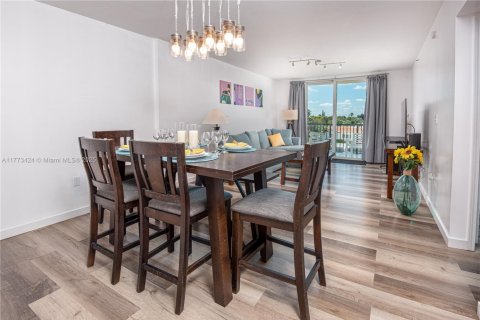 Снять в аренду кондоминиум в Серфсайд, Флорида 1 спальня, 77.11м2, № 2015973 - фото 6