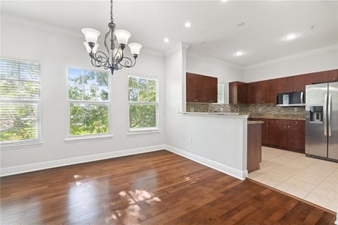 Townhouse in Clearwater, Florida 2 bedrooms, 180.42 sq.m. № 1719012 - photo 7