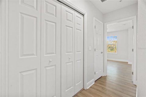 Townhouse in Clearwater, Florida 2 bedrooms, 180.42 sq.m. № 1719012 - photo 22