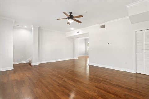 Townhouse in Clearwater, Florida 2 bedrooms, 180.42 sq.m. № 1719012 - photo 5