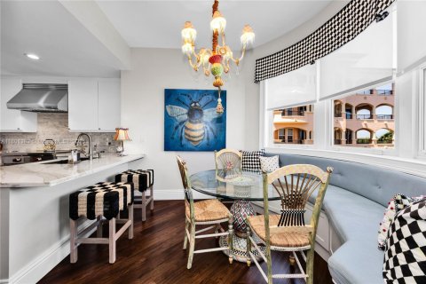Condo in Coral Gables, Florida, 3 bedrooms  № 1697592 - photo 6