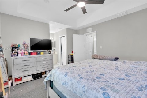 Townhouse in Homestead, Florida 3 bedrooms, 140.19 sq.m. № 2154483 - photo 21