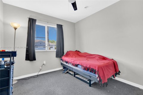 Townhouse in Homestead, Florida 3 bedrooms, 140.19 sq.m. № 2154483 - photo 28