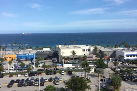 Condo in Fort Lauderdale, Florida, 1 bedroom  № 2059779 - photo 6