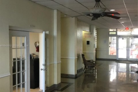 Condo in Fort Lauderdale, Florida, 1 bedroom  № 2059779 - photo 5