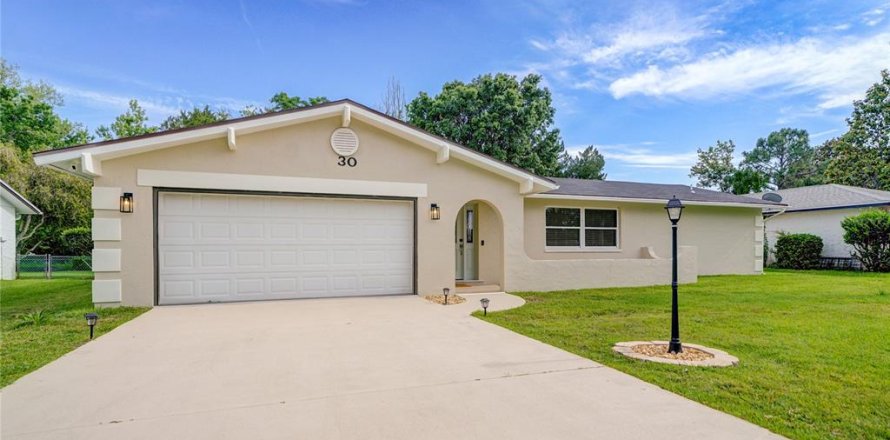 Casa en Palm Coast, Florida 3 dormitorios, 158.49 m2 № 2383576