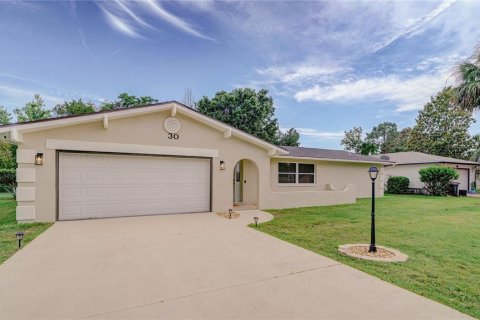 Casa en venta en Palm Coast, Florida, 3 dormitorios, 158.49 m2 № 2383576 - foto 2
