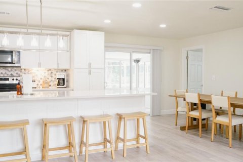 Casa en venta en Palm Coast, Florida, 3 dormitorios, 158.49 m2 № 2383576 - foto 14
