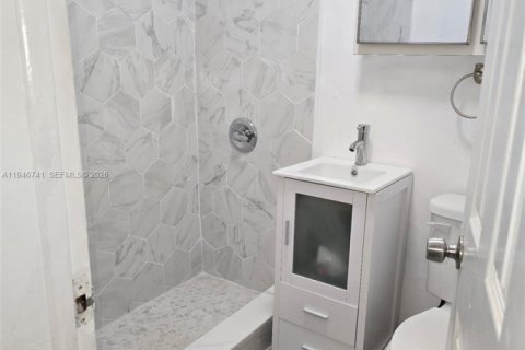 Condominio en alquiler en Miami Beach, Florida, 1 dormitorio, 43.76 m2 № 2002917 - foto 5