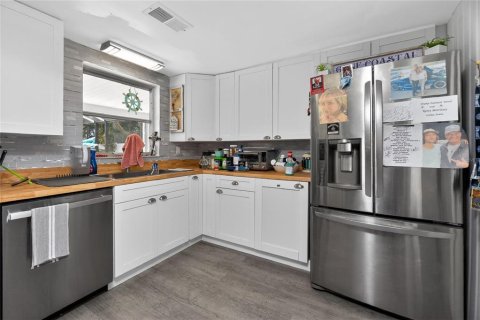 House in Nokomis, Florida 2 bedrooms, 138.8 sq.m. № 2093765 - photo 17