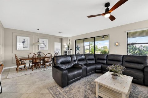 Villa ou maison à vendre à Port Charlotte, Floride: 3 chambres, 204.48 m2 № 2137150 - photo 23
