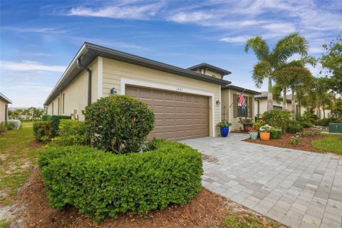 Villa ou maison à vendre à Port Charlotte, Floride: 3 chambres, 204.48 m2 № 2137150 - photo 4