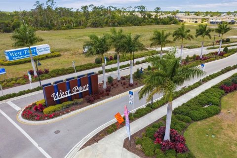 Villa ou maison à vendre à Port Charlotte, Floride: 3 chambres, 204.48 m2 № 2137150 - photo 2