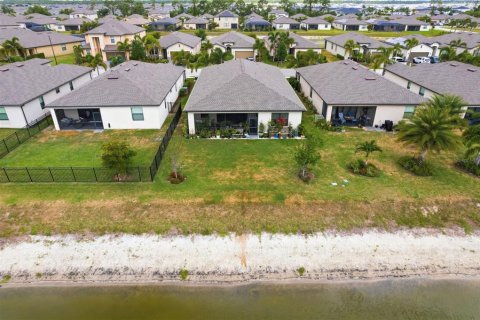 Villa ou maison à vendre à Port Charlotte, Floride: 3 chambres, 204.48 m2 № 2137150 - photo 12