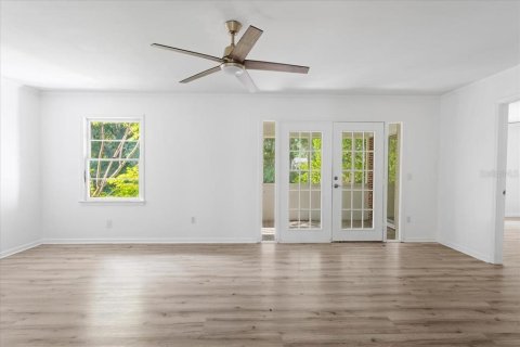 Casa en venta en Palatka, Florida, 4 dormitorios, 217.21 m2 № 2319249 - foto 14