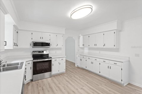 Casa en venta en Palatka, Florida, 4 dormitorios, 217.21 m2 № 2319249 - foto 7