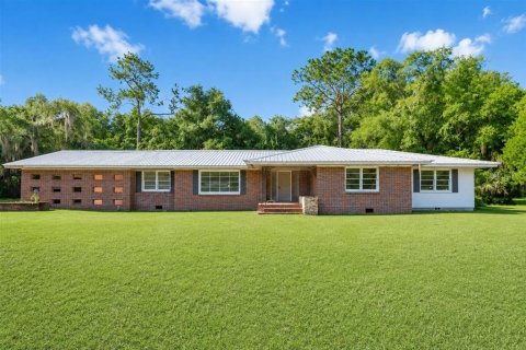 Casa en Palatka, Florida 4 dormitorios, 217.21 m2 № 2319249