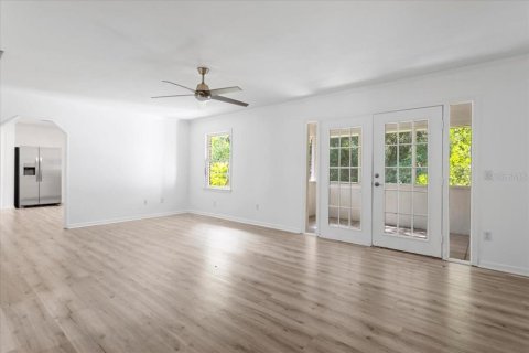 Casa en venta en Palatka, Florida, 4 dormitorios, 217.21 m2 № 2319249 - foto 13