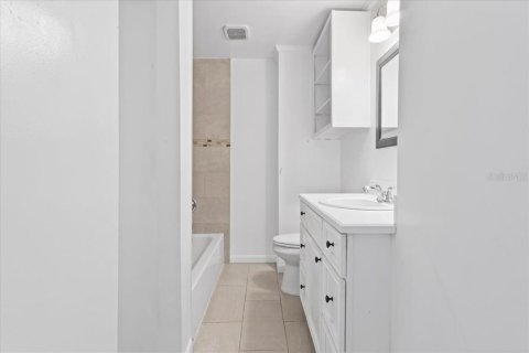 Casa en venta en Palatka, Florida, 4 dormitorios, 217.21 m2 № 2319249 - foto 23