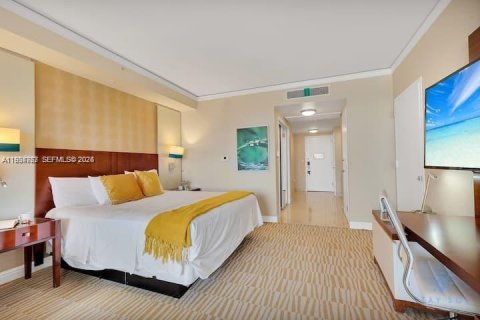 Купить отель в Санни-Айлс-Бич, Флорида 61.69м2, № 1996449 - фото 2