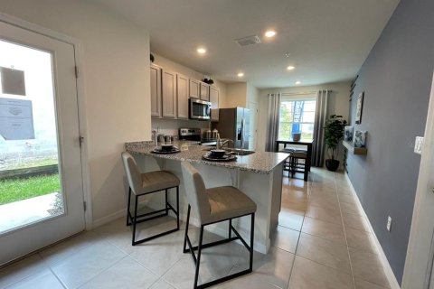 Adosado en venta en Orlando, Florida, 3 dormitorios, 142.14 m2 № 1602386 - foto 4