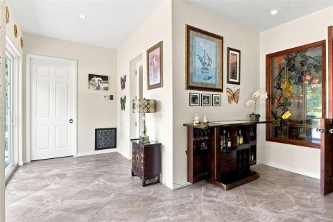 Casa en venta en Brooksville, Florida, 4 dormitorios, 474.17 m2 № 2324994 - foto 29